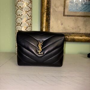 Saint Laurent YSL Toy LouLou in black w/ gold hardware and adjustable strap